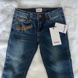 Hudson Jeans girl’s Blue Jeans with Embroidered Detail